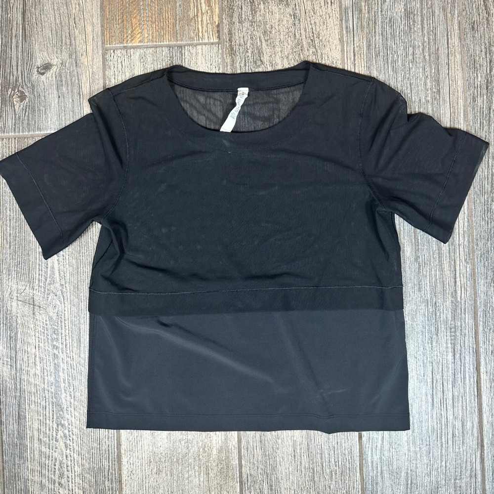 Lululemon Athletica Black Mesh Top Short Sleeve Layering Activewear Shirt